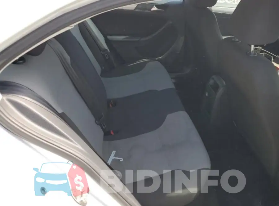 3VW2B7AJ5HM302019 Photo# 10