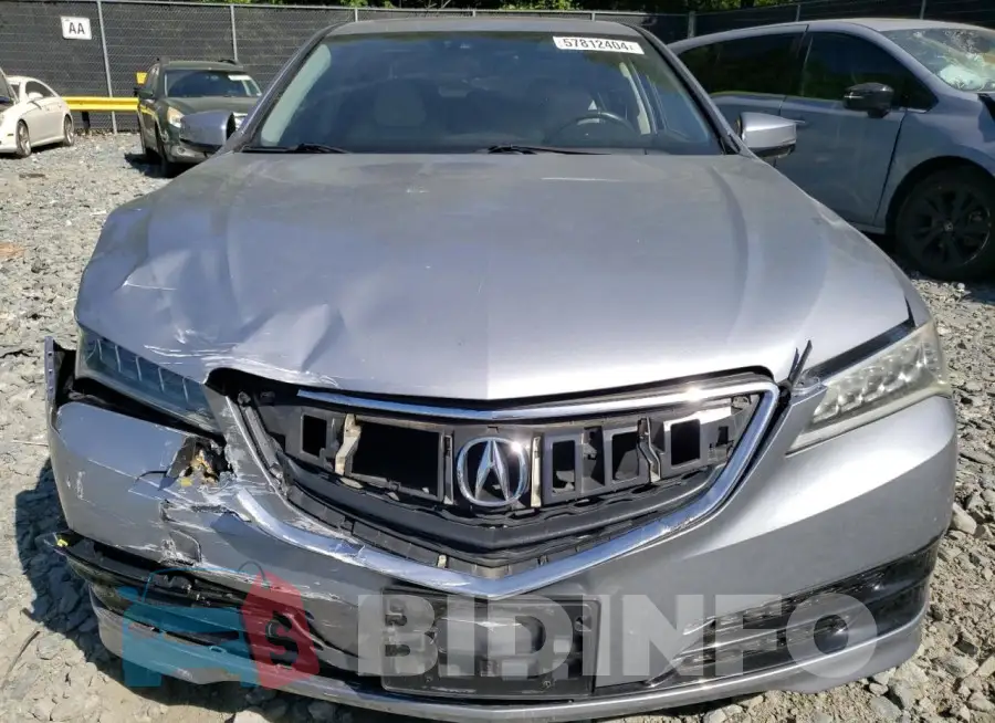 19UUB2F54FA006883 Photo# 5