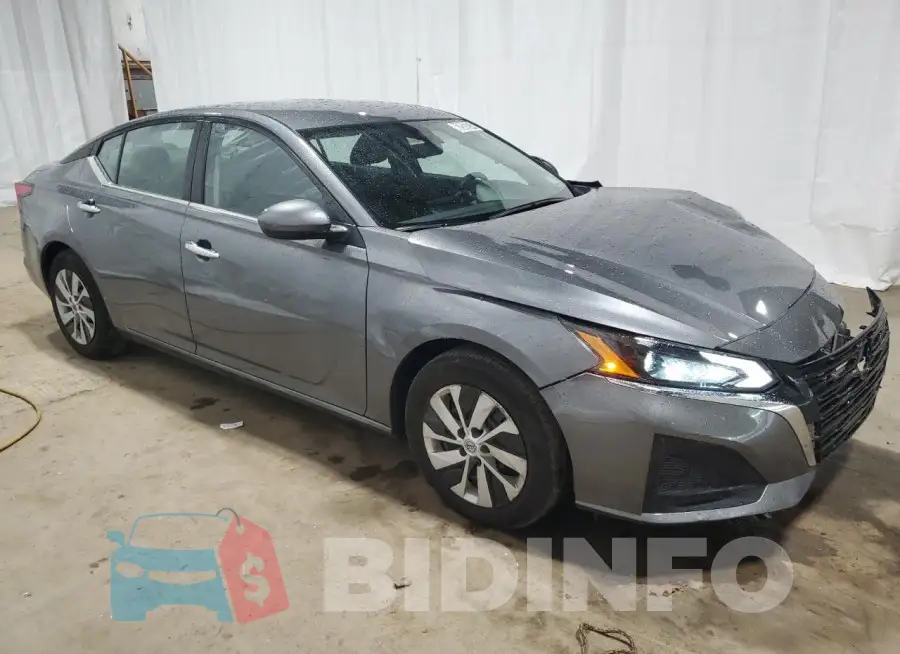 1N4BL4BV2PN411631 Photo# 4