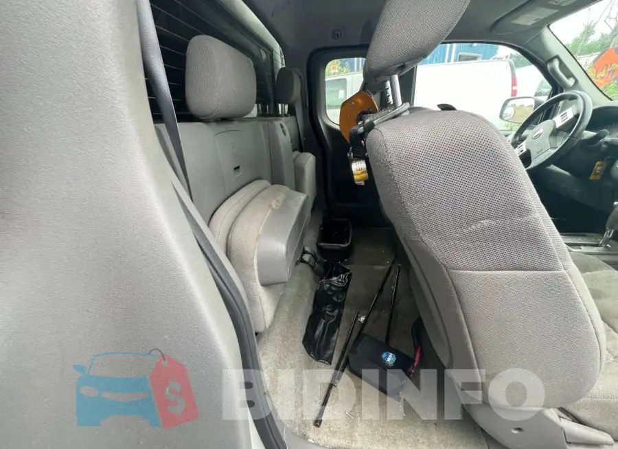 1N6BD0CT8GN728873 Photo# 6