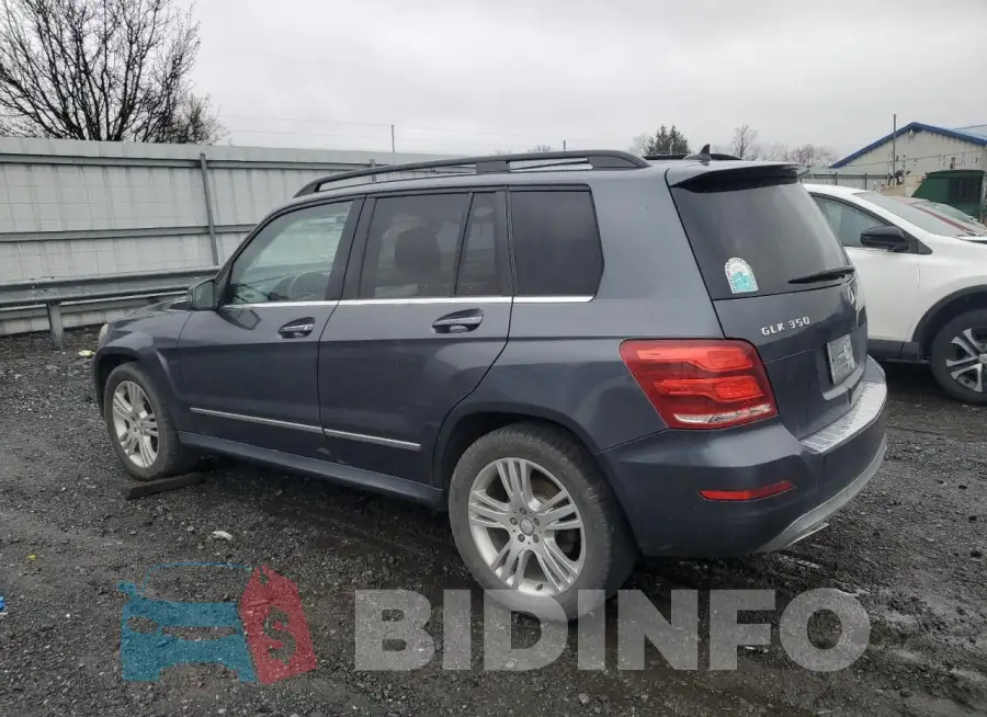 WDCGG8JB4FG340884 Photo# 2
