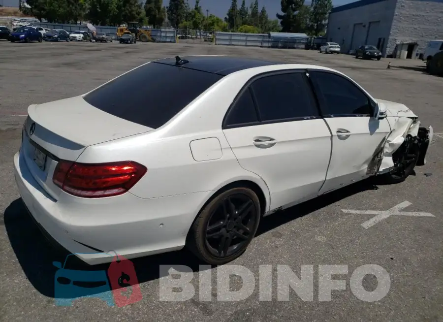 WDDHF5KB5FB110316 Photo# 3