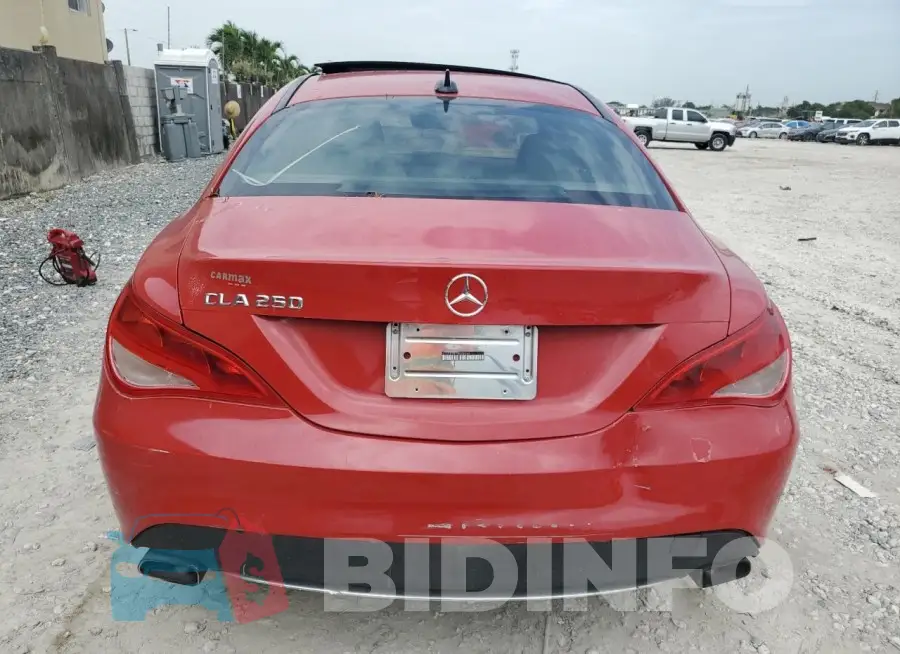 WDDSJ4EB7GN330664 Photo# 6