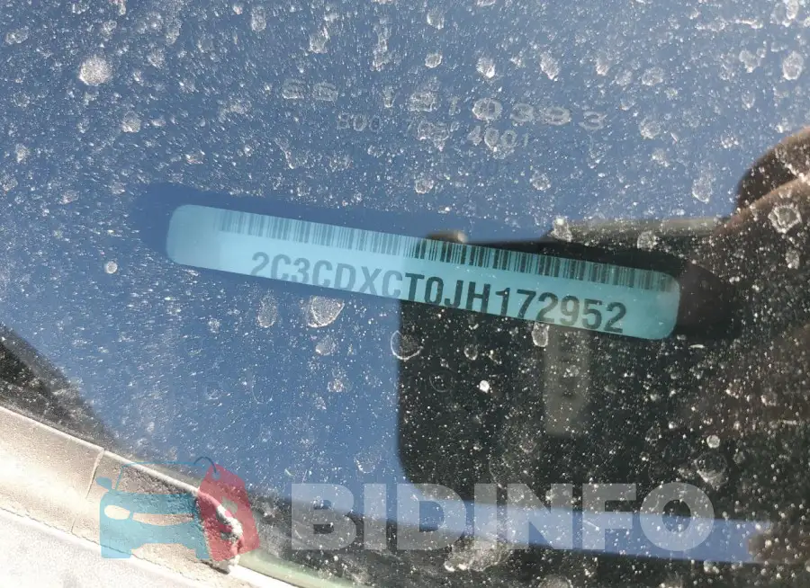 2C3CDXCT0JH172952 Photo# 12