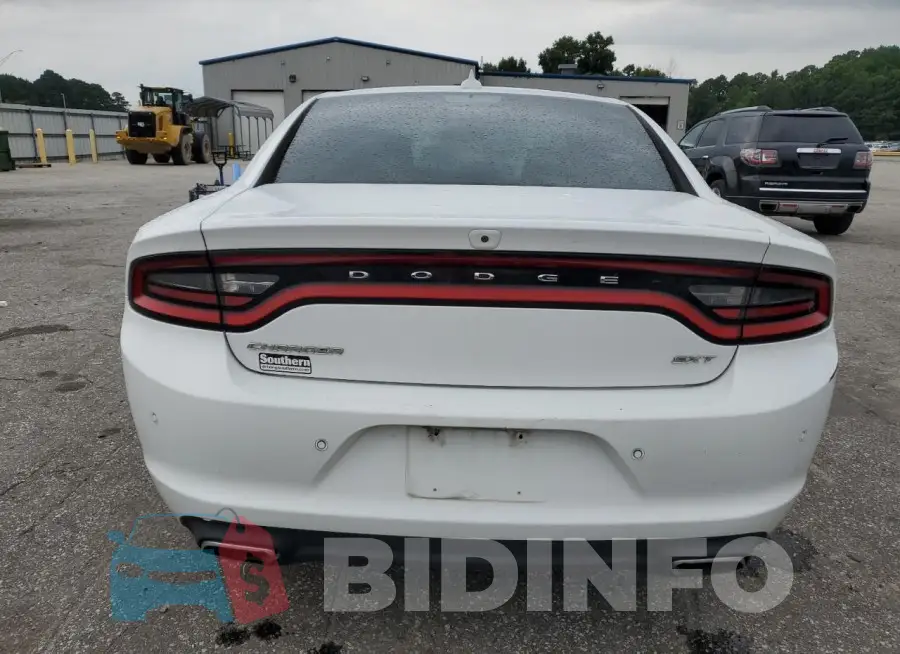 2C3CDXHG8JH125244 Photo# 6