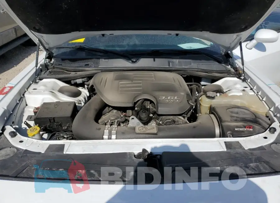 2C3CDZGG2JH184402 Photo# 11