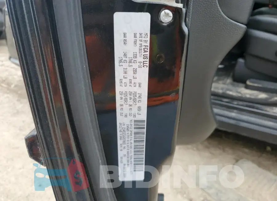 2C4RDGEGXGR370835 Photo# 12