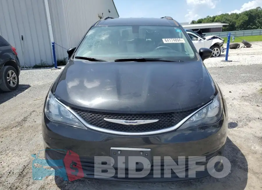 2C4RC1DG1LR164332 Photo# 5
