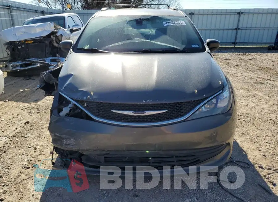 2C4RC1DG2LR156966 Photo# 5