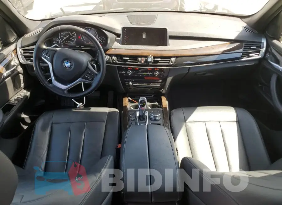 5UXKR0C54JL071173 Photo# 8