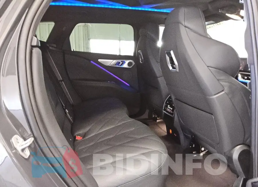 5YM23CS06R9V60863 Photo# 6