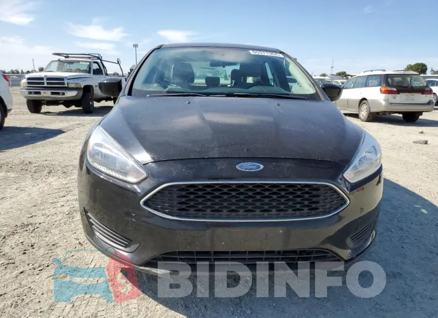 1FADP3F23JL252631 Photo# 5