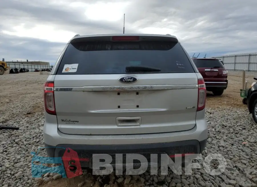 1FM5K8B88FGA33227 Photo# 6