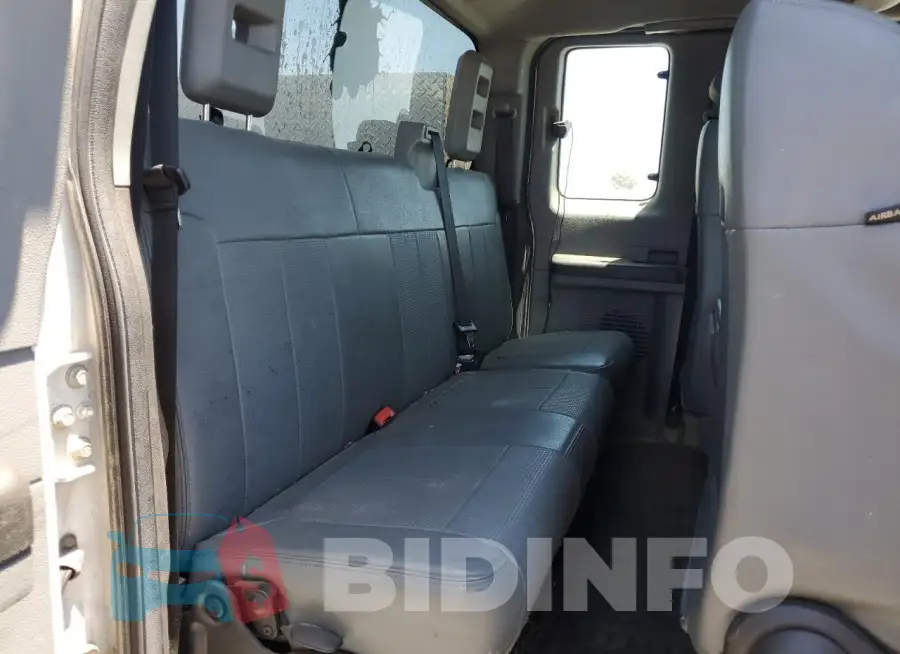 1FT7X2A64GEA31418 Photo# 10