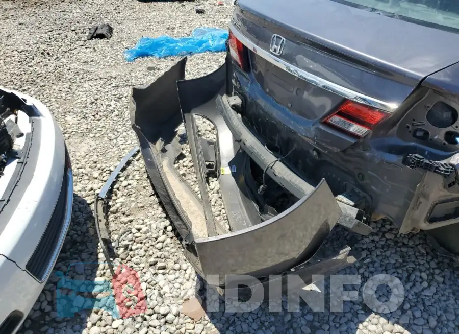 19XFB2F82FE034017 Photo# 12