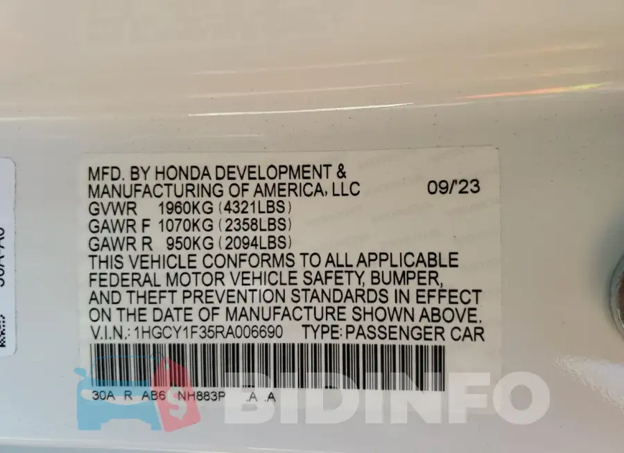 1HGCY1F35RA006690 Photo# 13
