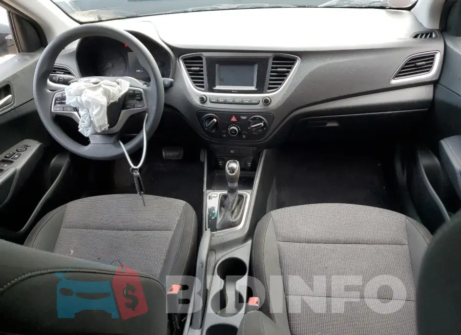 3KPC24A35JE018252 Photo# 8