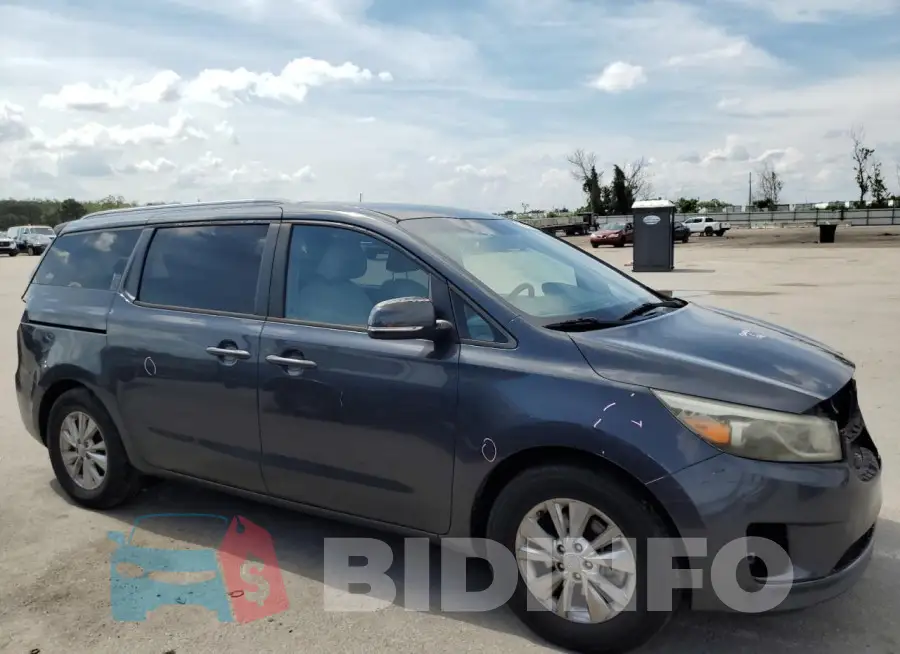 KNDMB5C12F6023816 Photo# 4