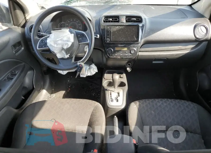 ML32AUHJ9MH000843 Photo# 8