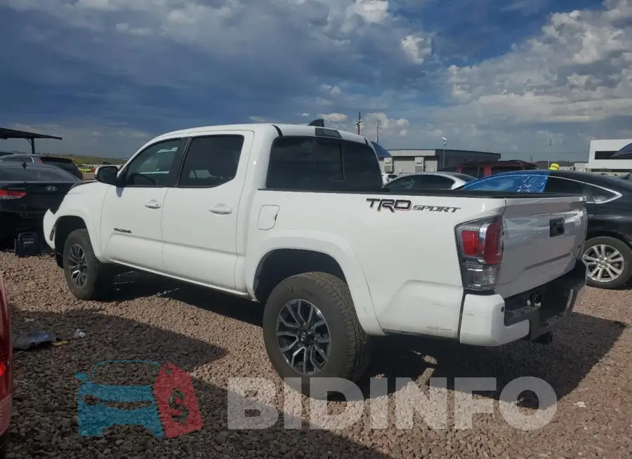 3TYAZ5CN8PT030227 Photo# 2