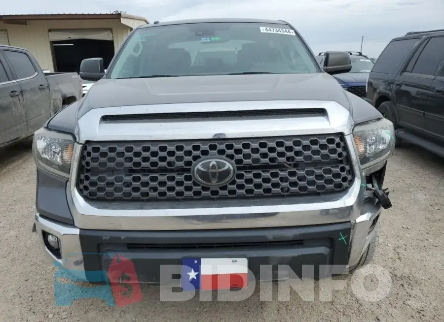 5TFDW5F16JX762576 Photo# 5