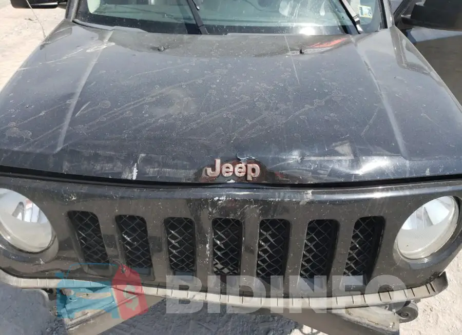 1C4NJPBB3GD685088 Photo# 12