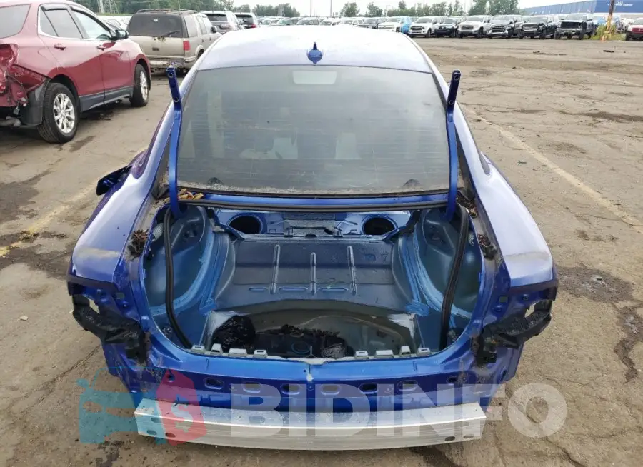 2C3CDXCT3KH663761 Photo# 6