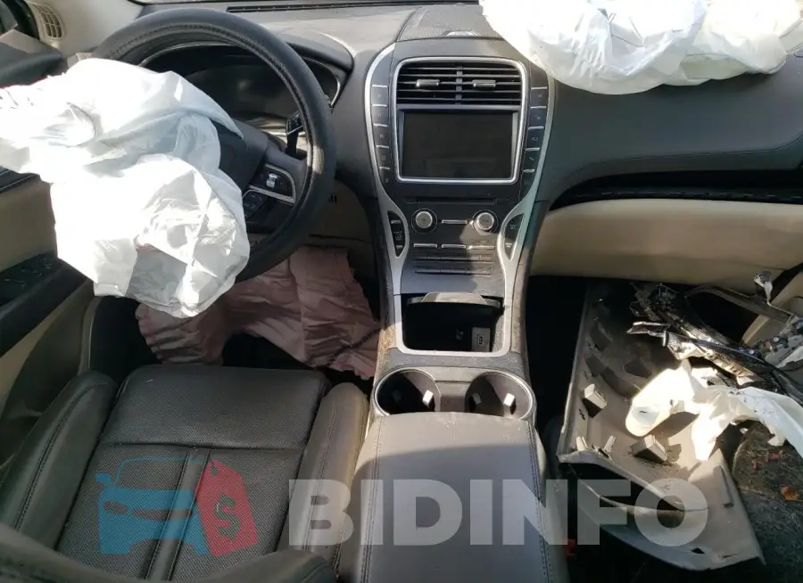 2LMPJ6LP3KBL18137 Photo# 8