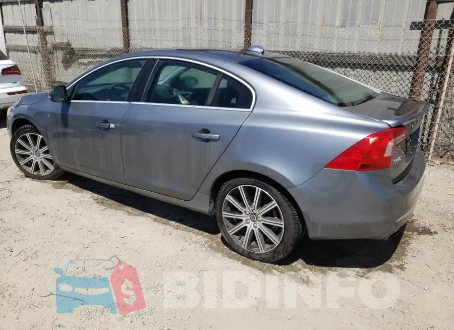 LYV402FK2GB095714 Photo# 2