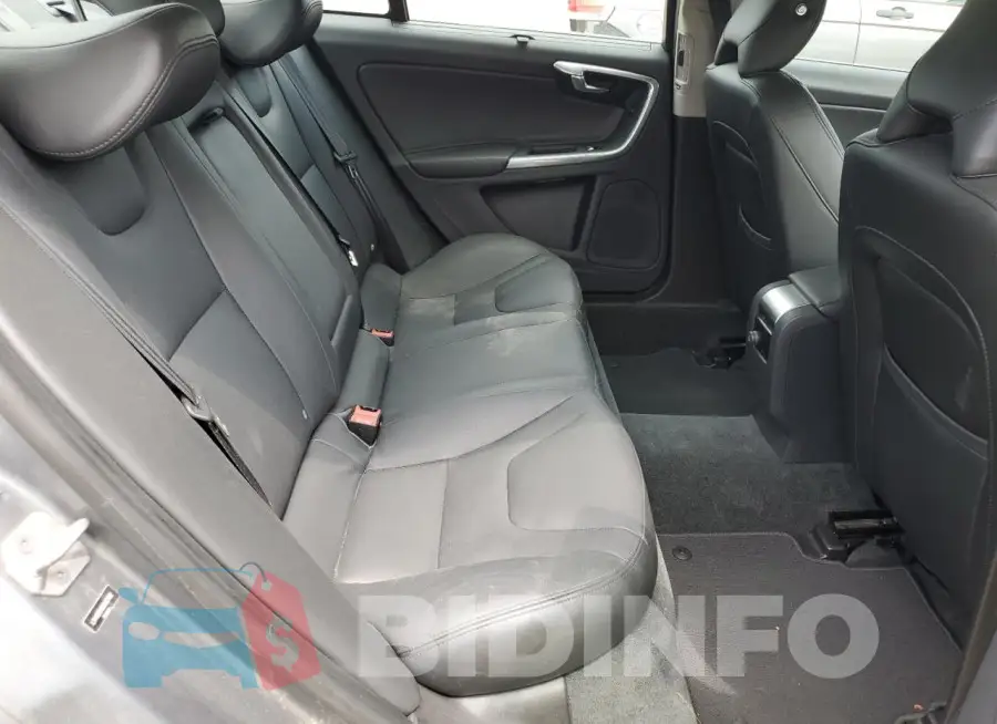 LYV402TK6HB127702 Photo# 10