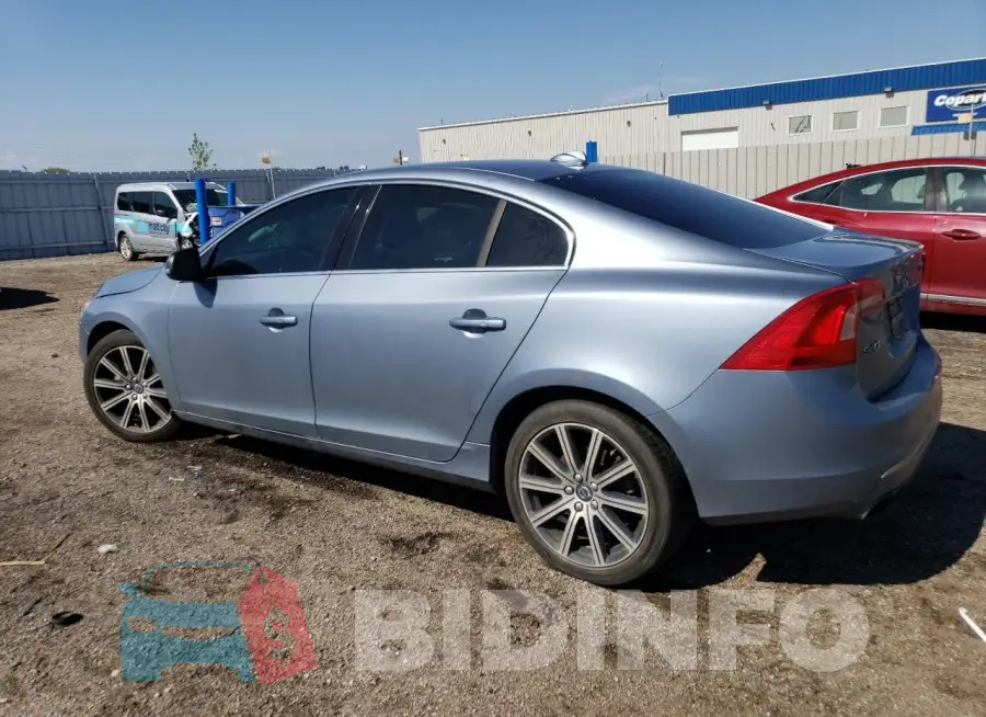 LYV402TK6HB150333 Photo# 2