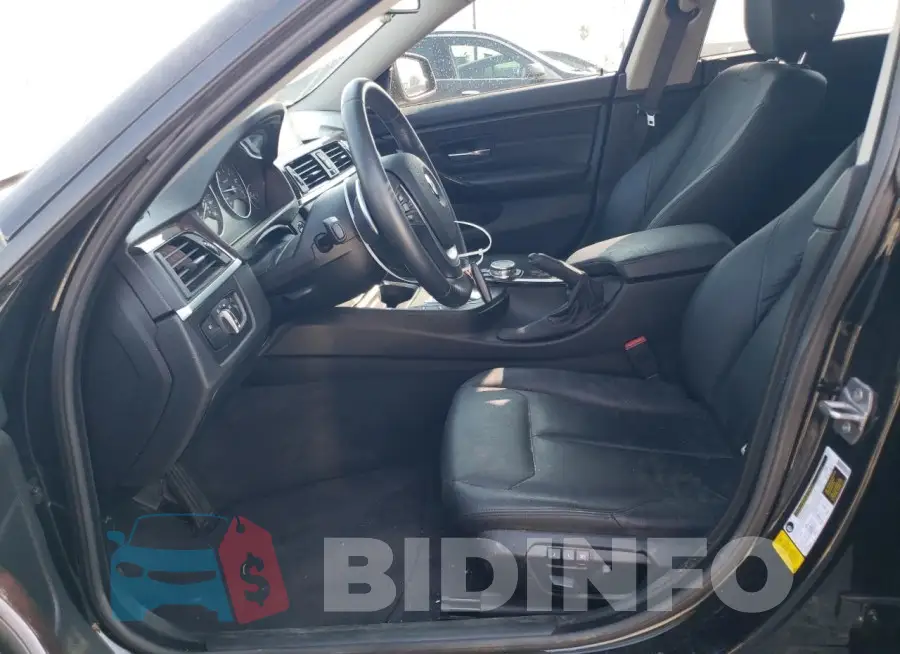 WBA4A5C59FG051867 Photo# 7