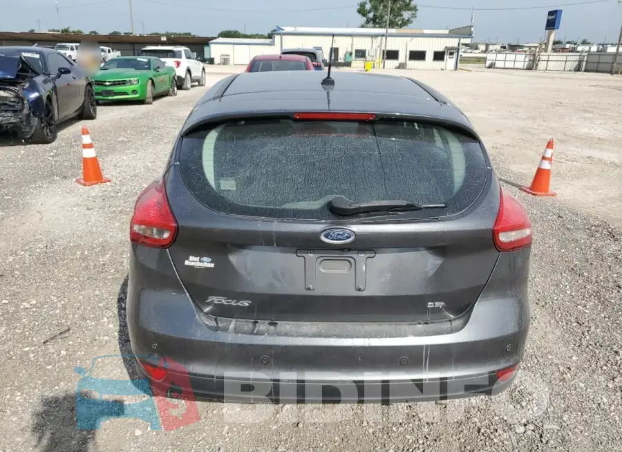1FADP3M2XHL219560 Photo# 6