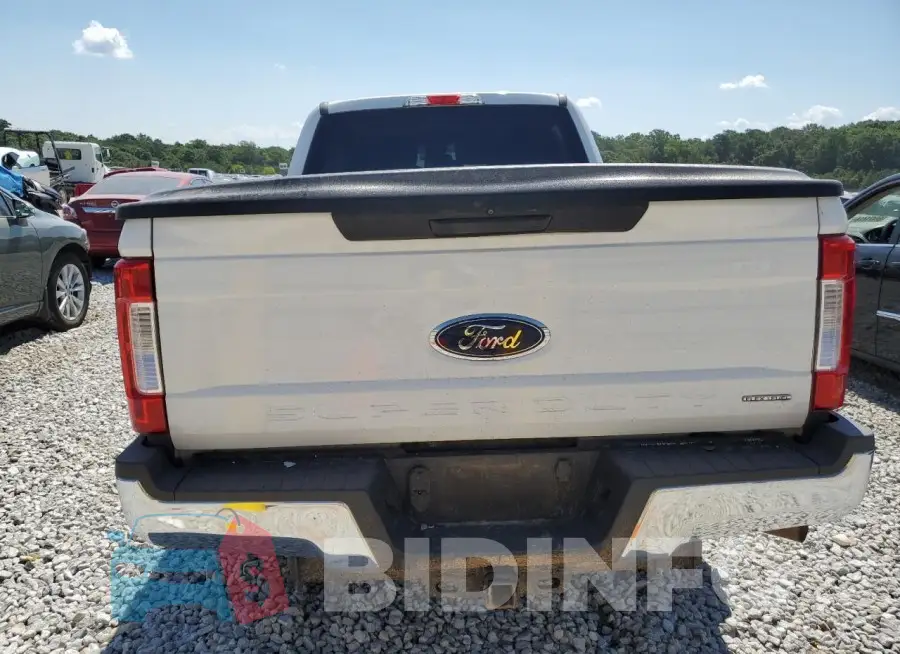 1FT7W2A69JEB83639 Photo# 6