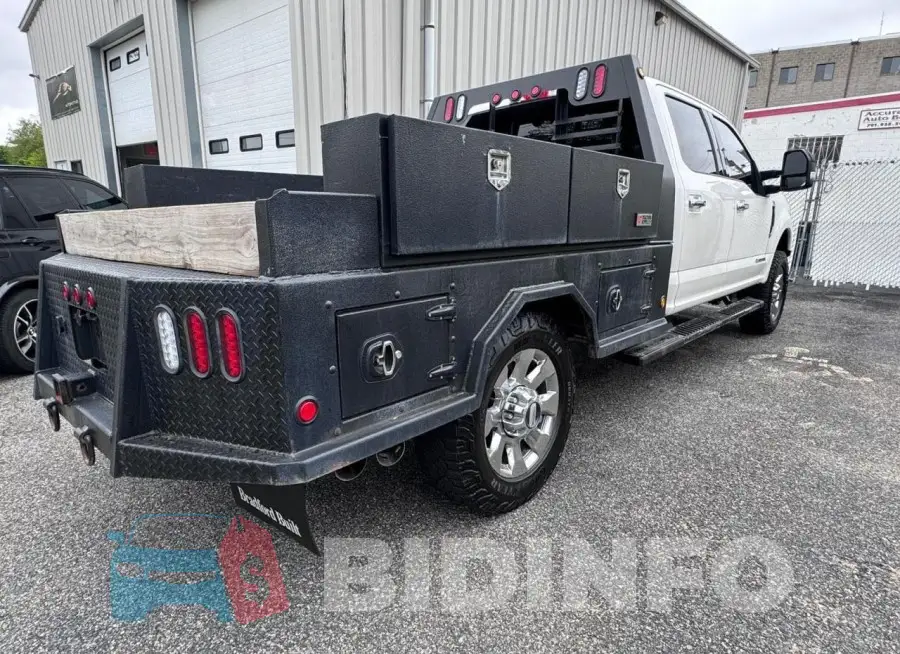 1FT8W3BT2JEC38365 Photo# 4