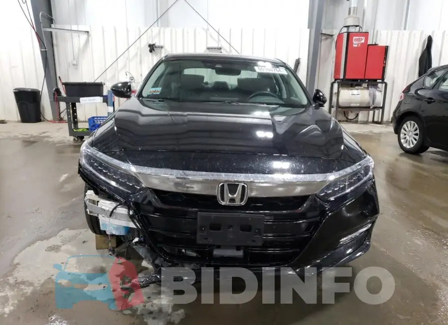 1HGCV3F91KA021833 Photo# 5