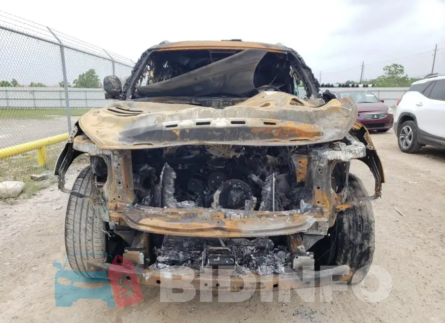 JN8AZ2NE3G9126633 Photo# 5