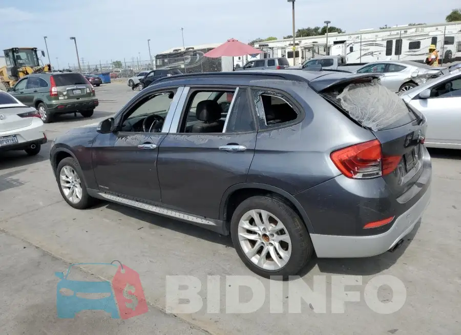 WBAVL1C56FVY29271 Photo# 2