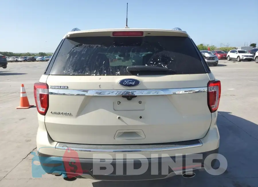 1FM5K7F89JGB30465 Photo# 6