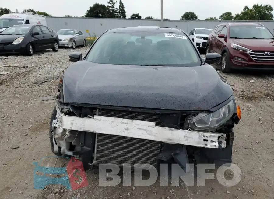 19XFC2F76GE060979 Photo# 5
