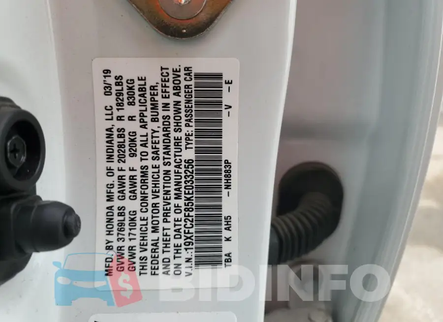 19XFC2F85KE033256 Photo# 12