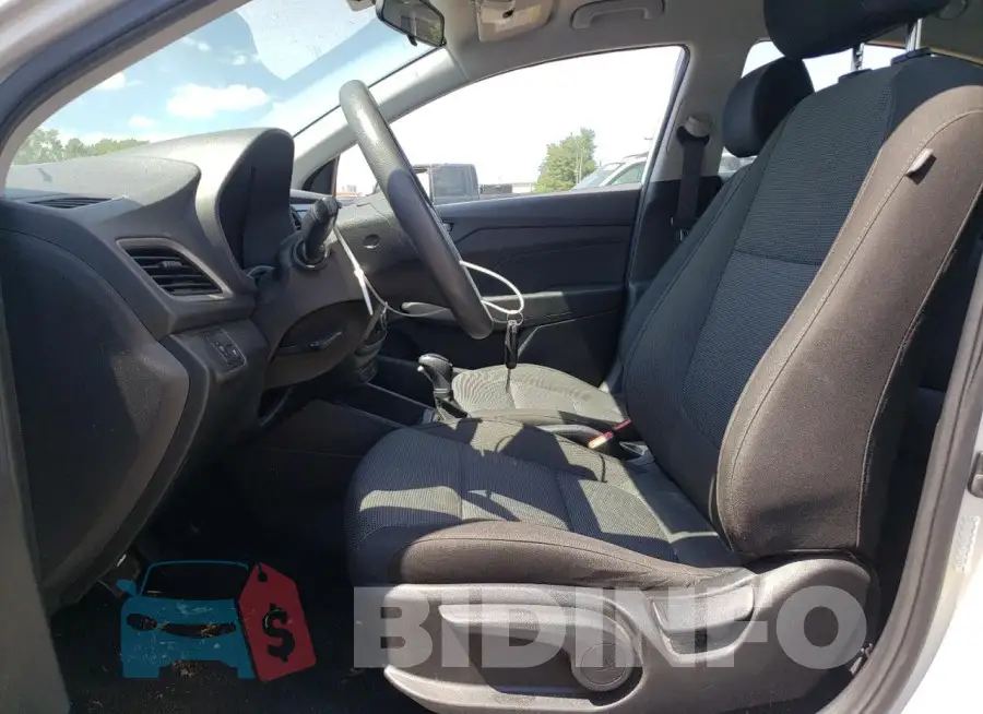 3KPC24A65LE104223 Photo# 7
