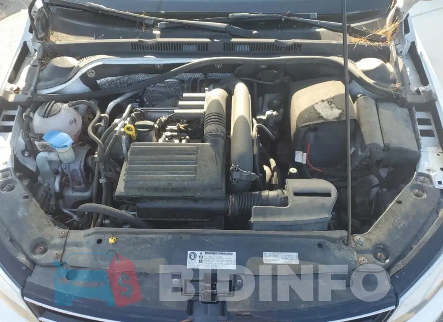 3VW167AJ9HM252256 Photo# 11