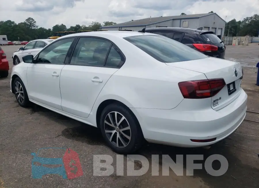 3VWD67AJ7GM385075 Photo# 2