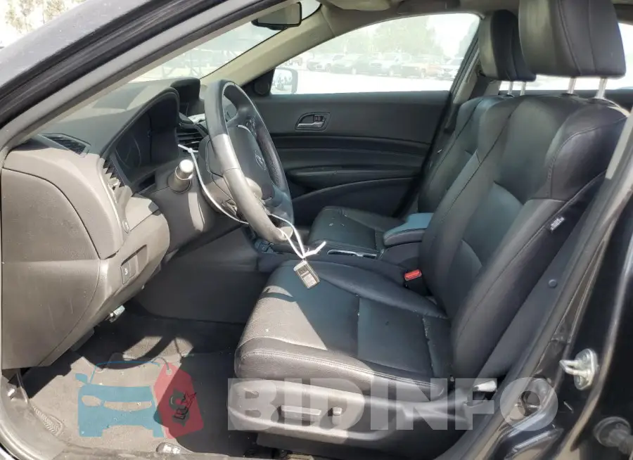 19UDE2F73GA020817 Photo# 7