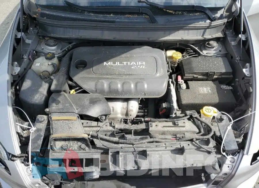 1C4PJLCB1FW628584 Photo# 12