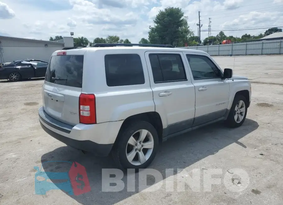 1J4NT1GA9BD122864 Photo# 3