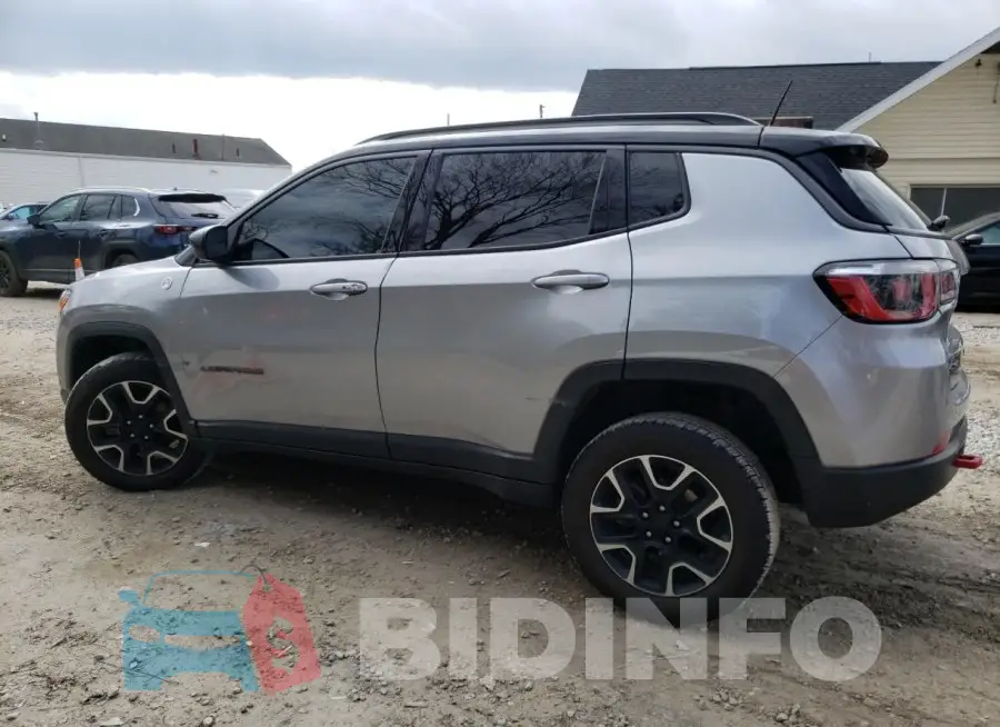 3C4NJDDB7LT177285 Photo# 2
