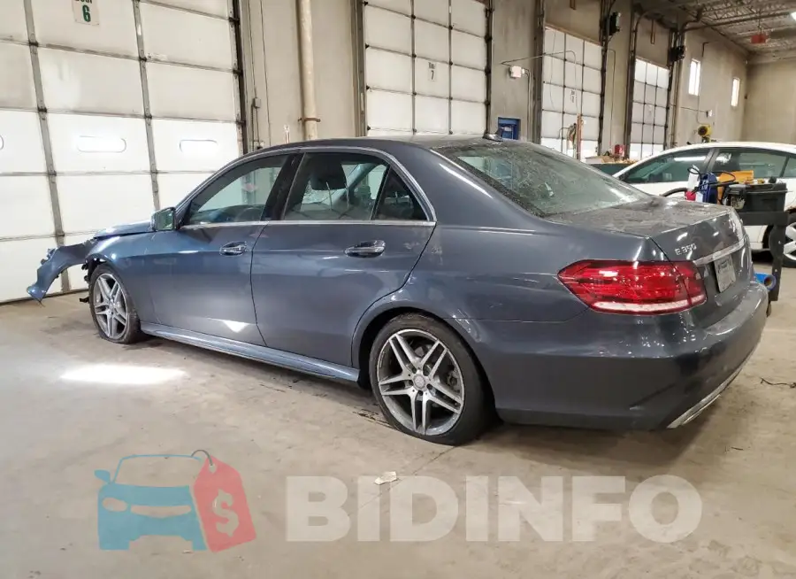 WDDHF8JB2FB111278 Photo# 2