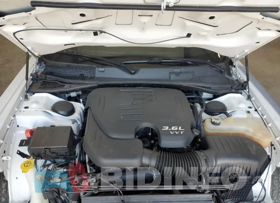 2C3CDZJG3KH715813 Photo# 11